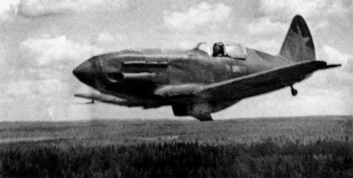Истребитель МиГ-3