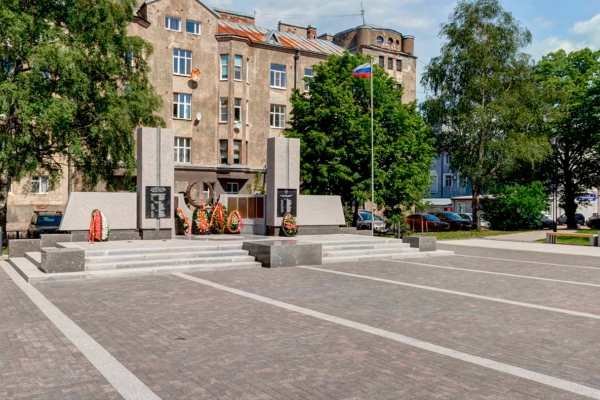 Памятник жителям Выборгского района, погибшим в Афганской и Чеченской войнах